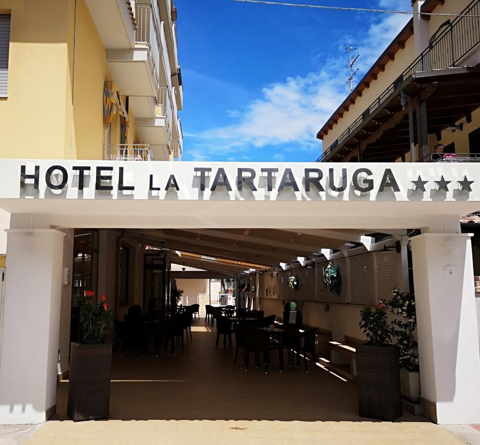 Hotel La Tartaruga Roseto Degli Abruzzi Exterior photo